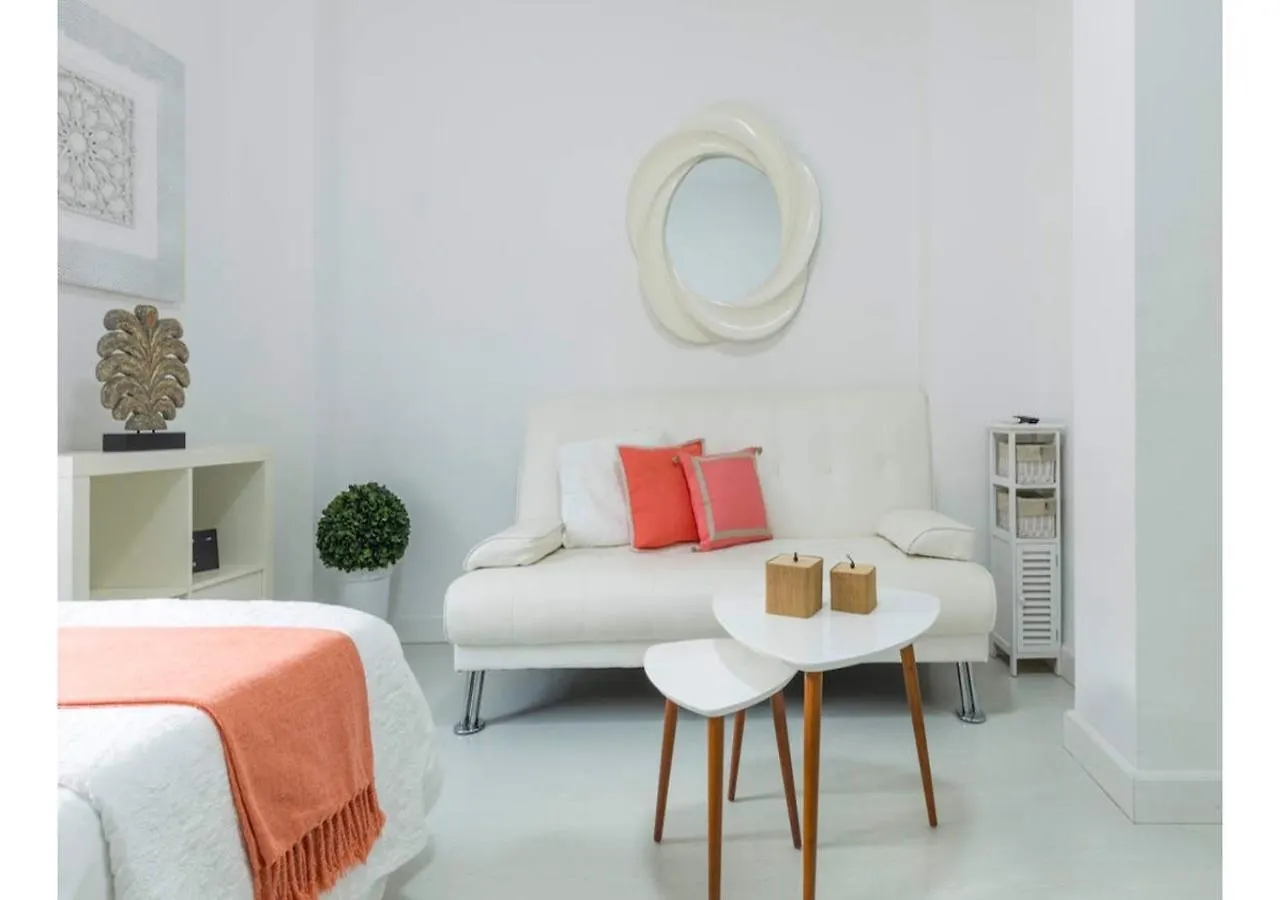 Apartment Lovely Studio At The City Heart! Malaga