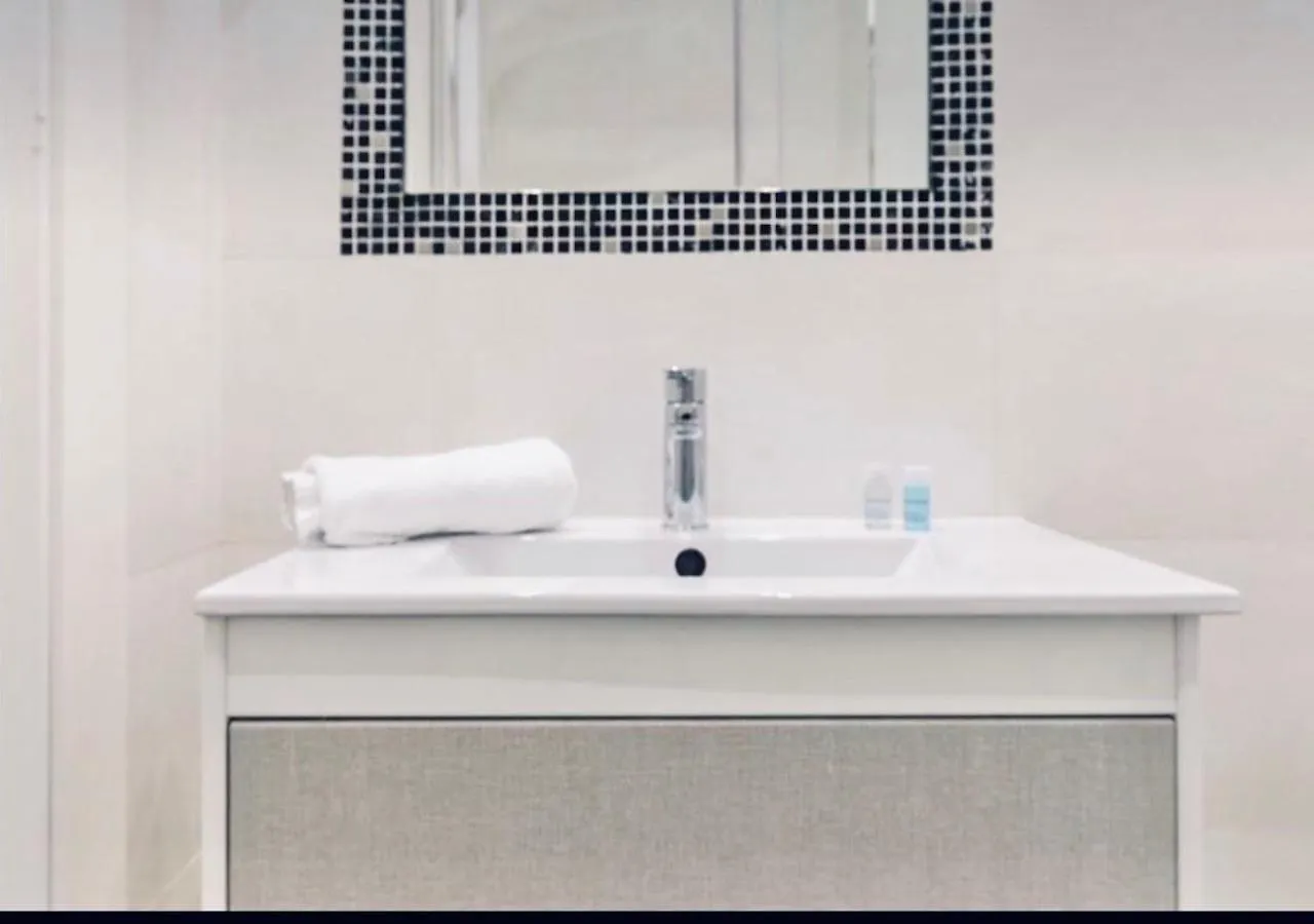 Lovely Studio At The City Heart! Malaga Apartment
